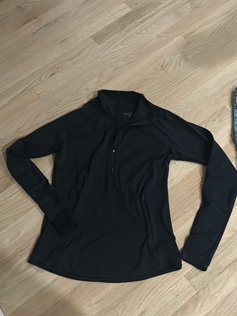 Athleta Black Women's Half-Zip Performance Pullover medium